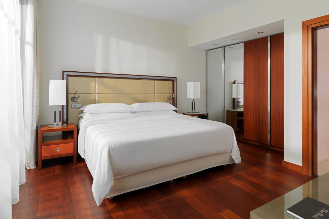 Sheraton Hotel